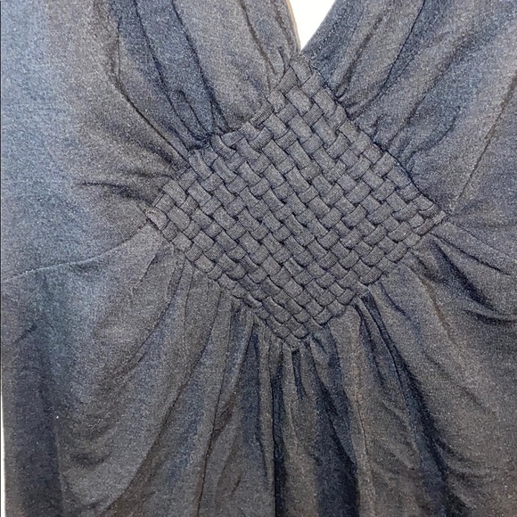 Black Basic Halter Top - Picture 4 of 6